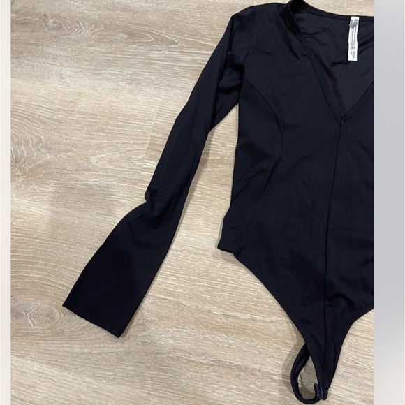 Free People Intimately Free Bodysuit Black Deep V-Neck - Picture 4 of 6